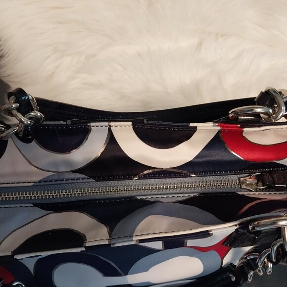 3695 Large Red, White & Blue Coach Tote Bag In Excellent Shape. - Picture 8 of 14